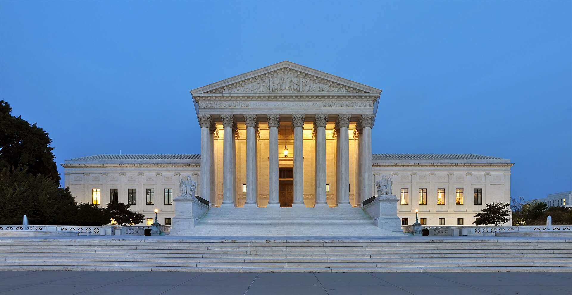 Panorama of the west facade of the United States Supreme Court Building in Washington, D.C.